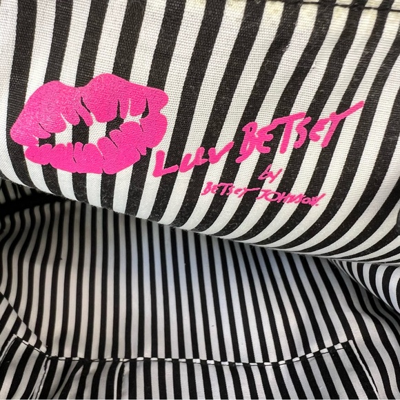 "Luv Betsey" Betsey Johnson Black Cat Mini Backpack Faux Leather Striped Lining - Picture 9 of 11